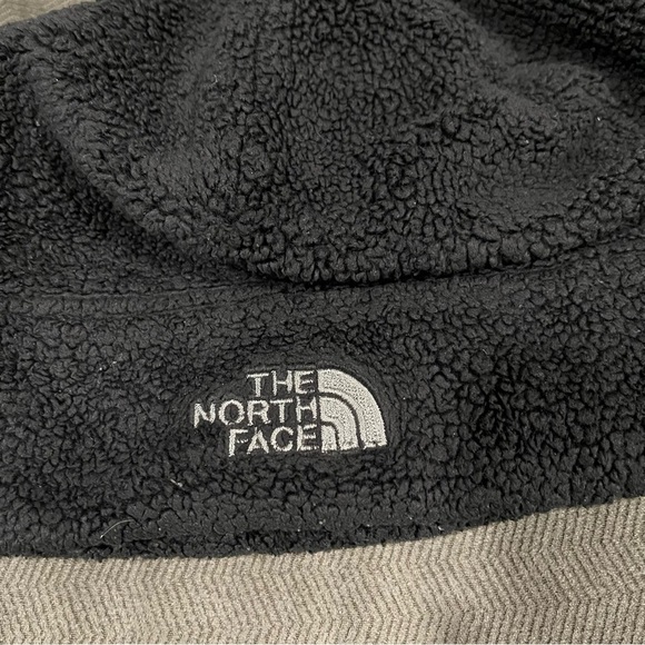 The North Face Fleece Jim Beanie Black Unisex - Picture 3 of 5